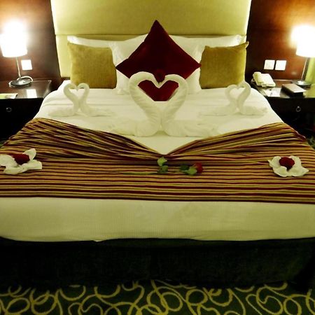 Dancenter Luxe Corniche Hotel Formerly Concorde Hotel Fujairah Exterior foto