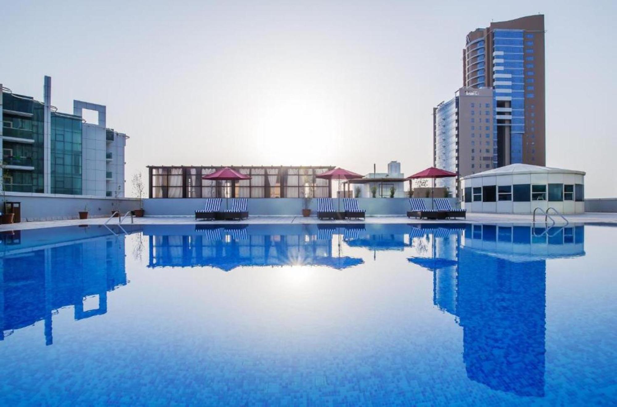 Dancenter Luxe Corniche Hotel Formerly Concorde Hotel Fujairah Exterior foto