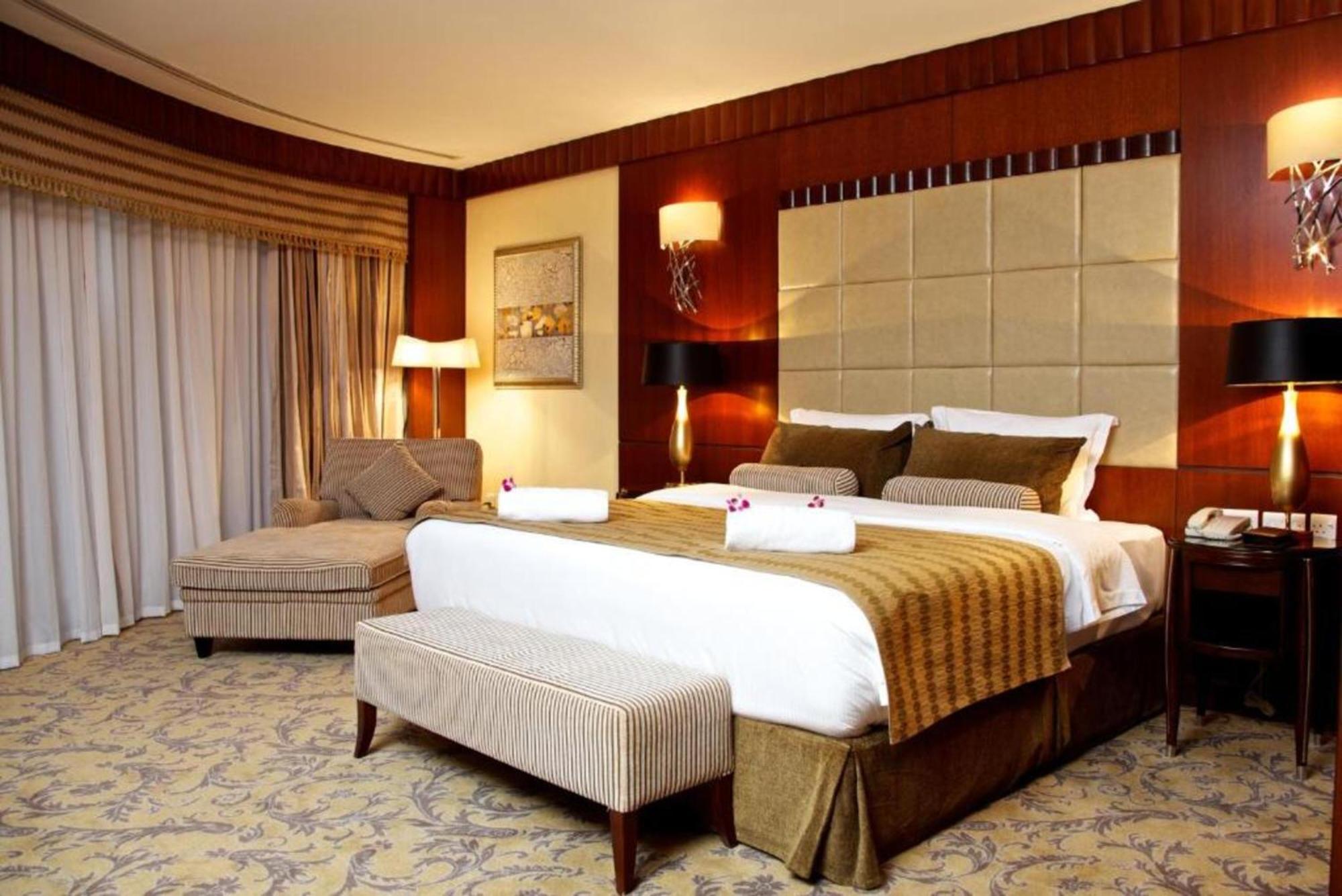 Dancenter Luxe Corniche Hotel Formerly Concorde Hotel Fujairah Exterior foto