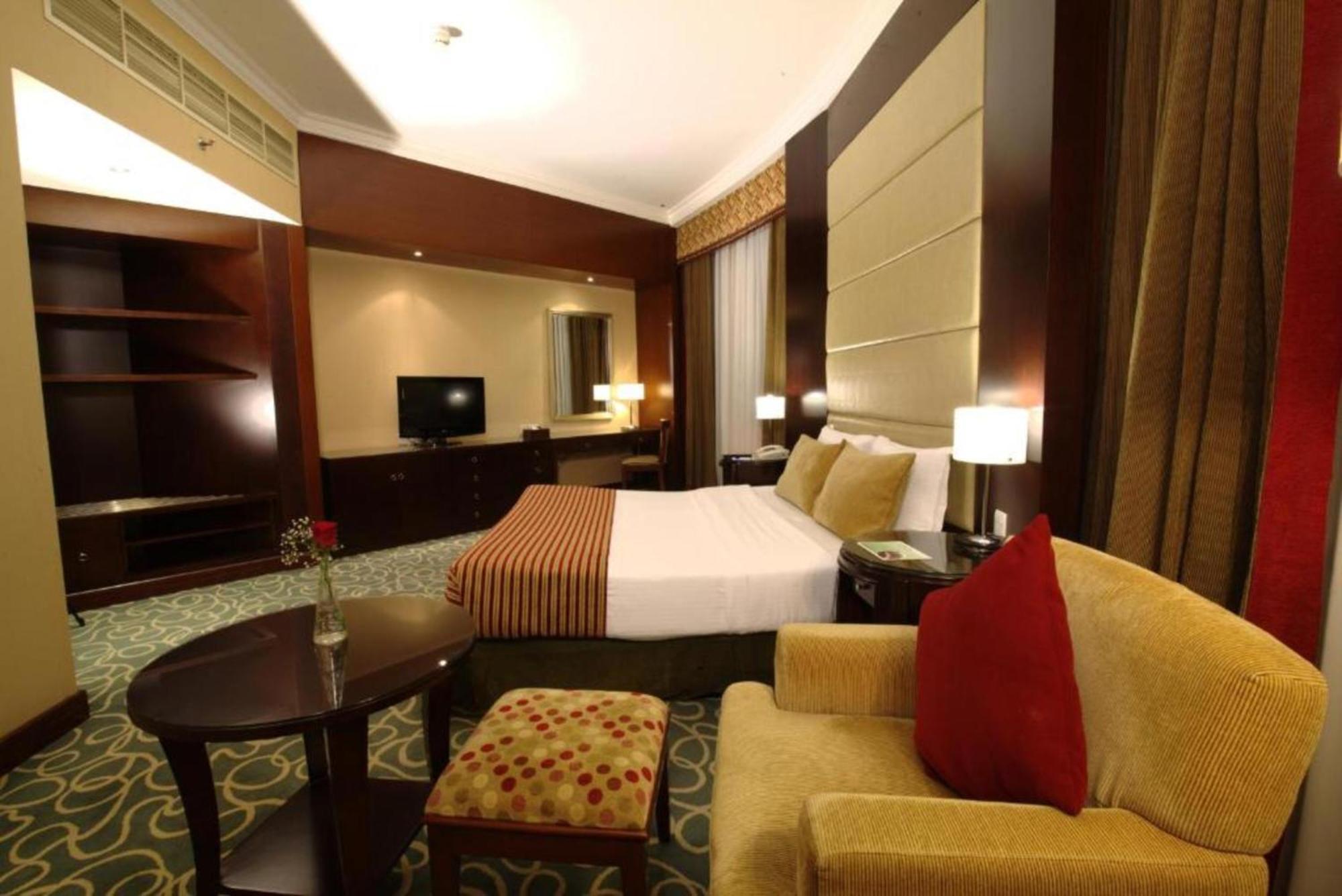 Dancenter Luxe Corniche Hotel Formerly Concorde Hotel Fujairah Exterior foto